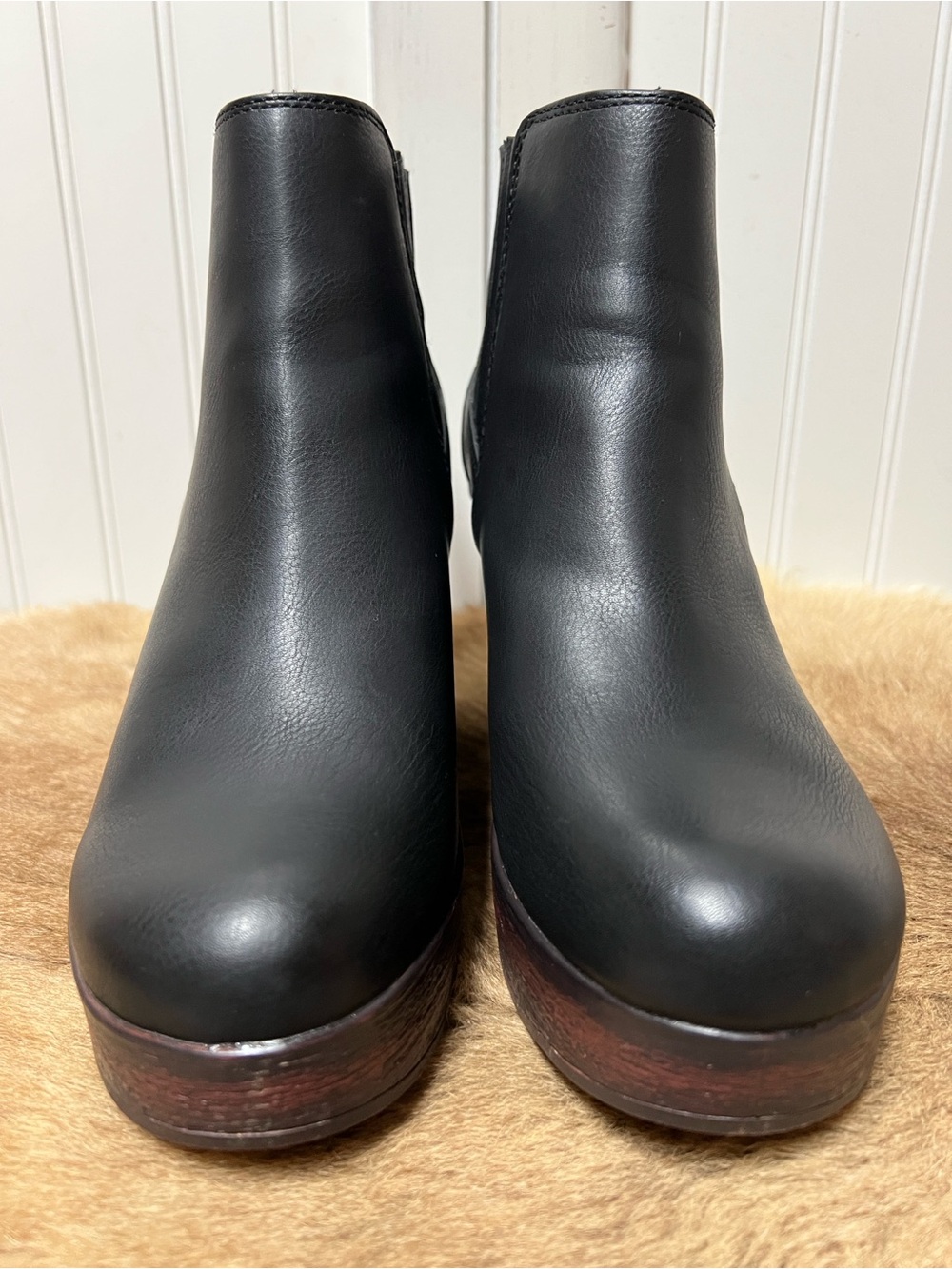 Born B.O.C. Athalia Gore Wedge Chelsea Platform Boots 10 Goth - Picture 2 of 6